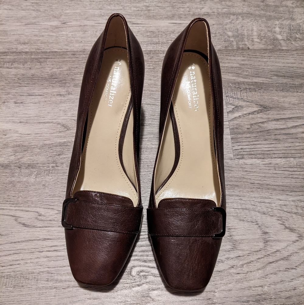Naturalizer chunky buckle heels